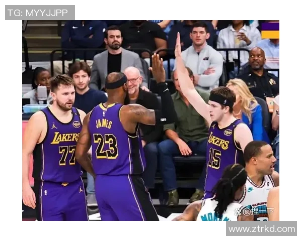 詹姆斯助湖人胜勇士，继续领跑西部联盟积分榜