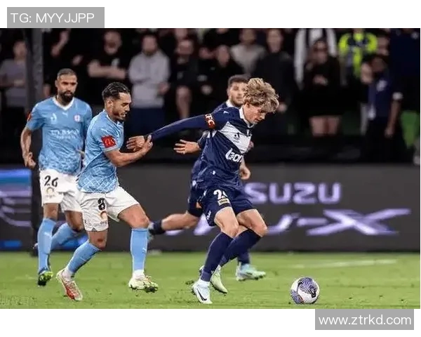 西班牙人主场逆转大胜，重返西甲前十的辉煌之路