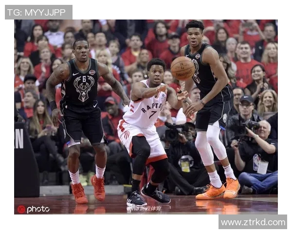 雄鹿主场力克猛龙,晋级东部决赛